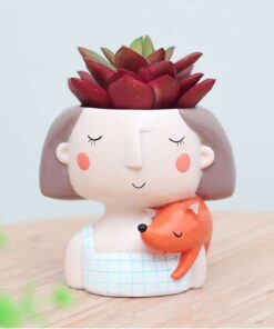 GIRL WITH ANIMAL RESIN POT Code-Resin-7Q1